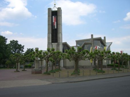 Emmerich : Hansastraße, Heilig-Geist-Kirche
